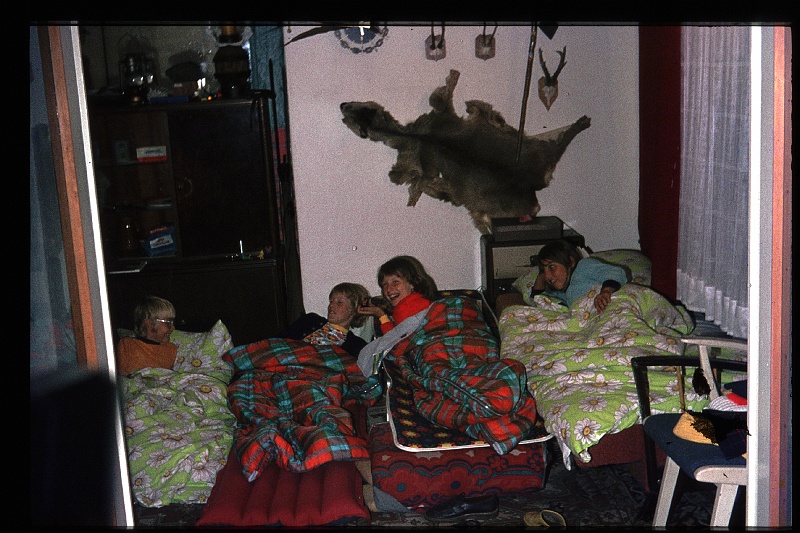 05.Gronau jul 1974 Brigitte,Marion,Britta,Jurgen.JPG